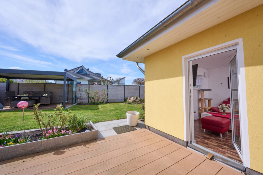 Direkter Zugang zur sonnigen Südterrasse mit idealer Ausrichtung