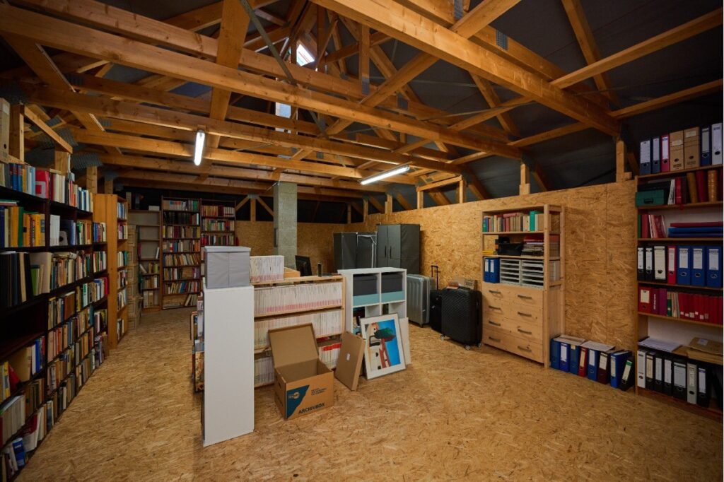 Großzügiger Dachboden mit Ausbaureserve und vielseitigen Nutzungsmöglichkeiten