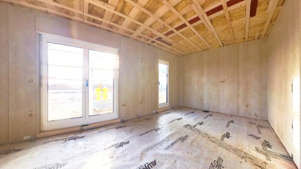 Offene Grundrissgestaltung: Wohn- und Essbereich mit nahtlosem Übergang zur Küche