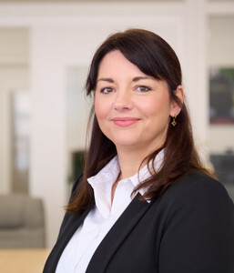 Frau Juliane Böhm