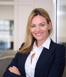 Frau Cornelia Gellert 